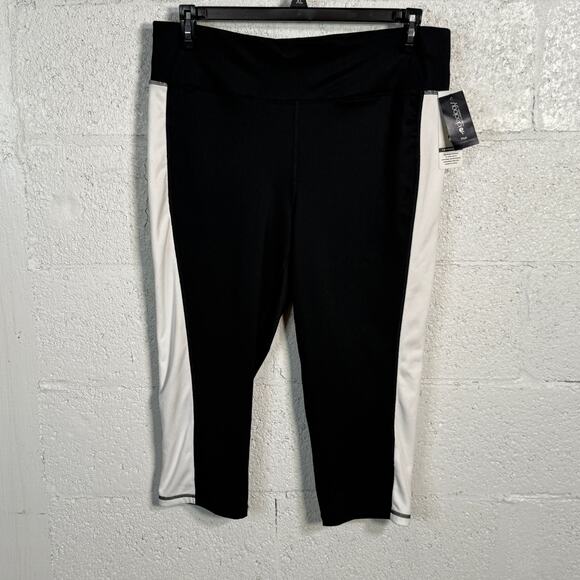 Ideology Plus Size Colorblock Capri Leggings Noir/white, 1X - Picture 1 of 6